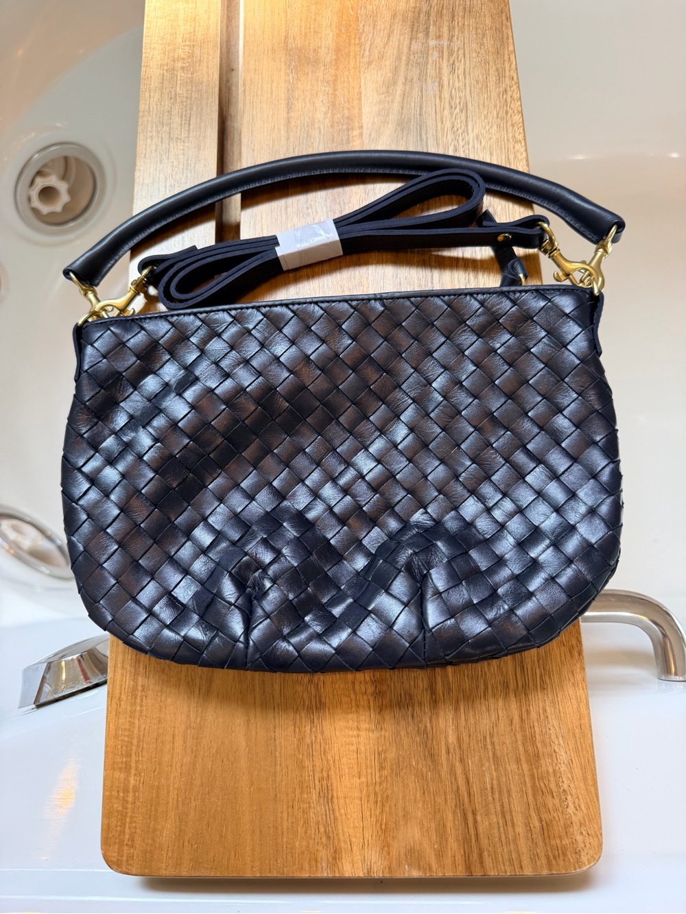 Clare V Petit Moyen leather crossbody bag - Twilight Navy Diagonal Woven NWT - Picture 2 of 9